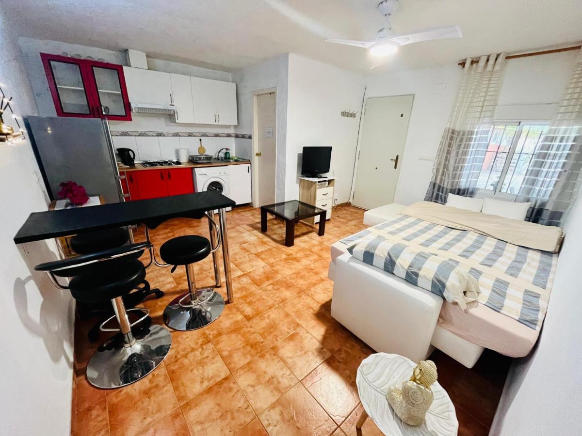 Estudio Adosado Acogedor Con Jardin, Barbacoa Y Parking Privado Alicante Exterior foto