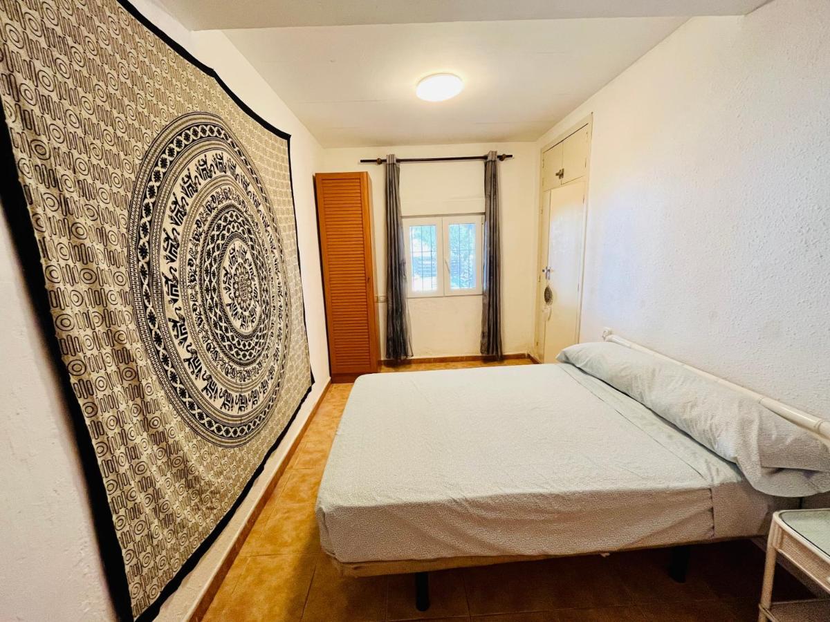 Estudio Adosado Acogedor Con Jardin, Barbacoa Y Parking Privado Alicante Exterior foto