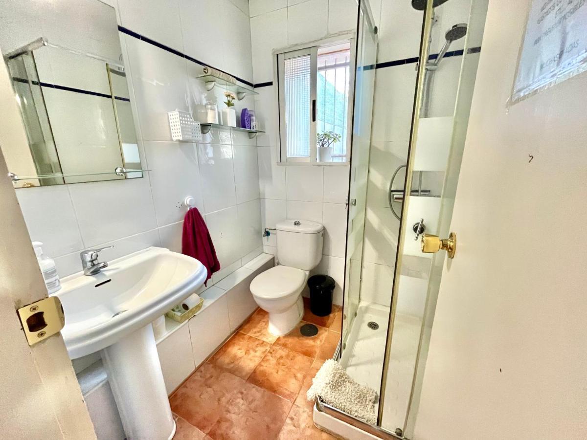 Estudio Adosado Acogedor Con Jardin, Barbacoa Y Parking Privado Alicante Exterior foto