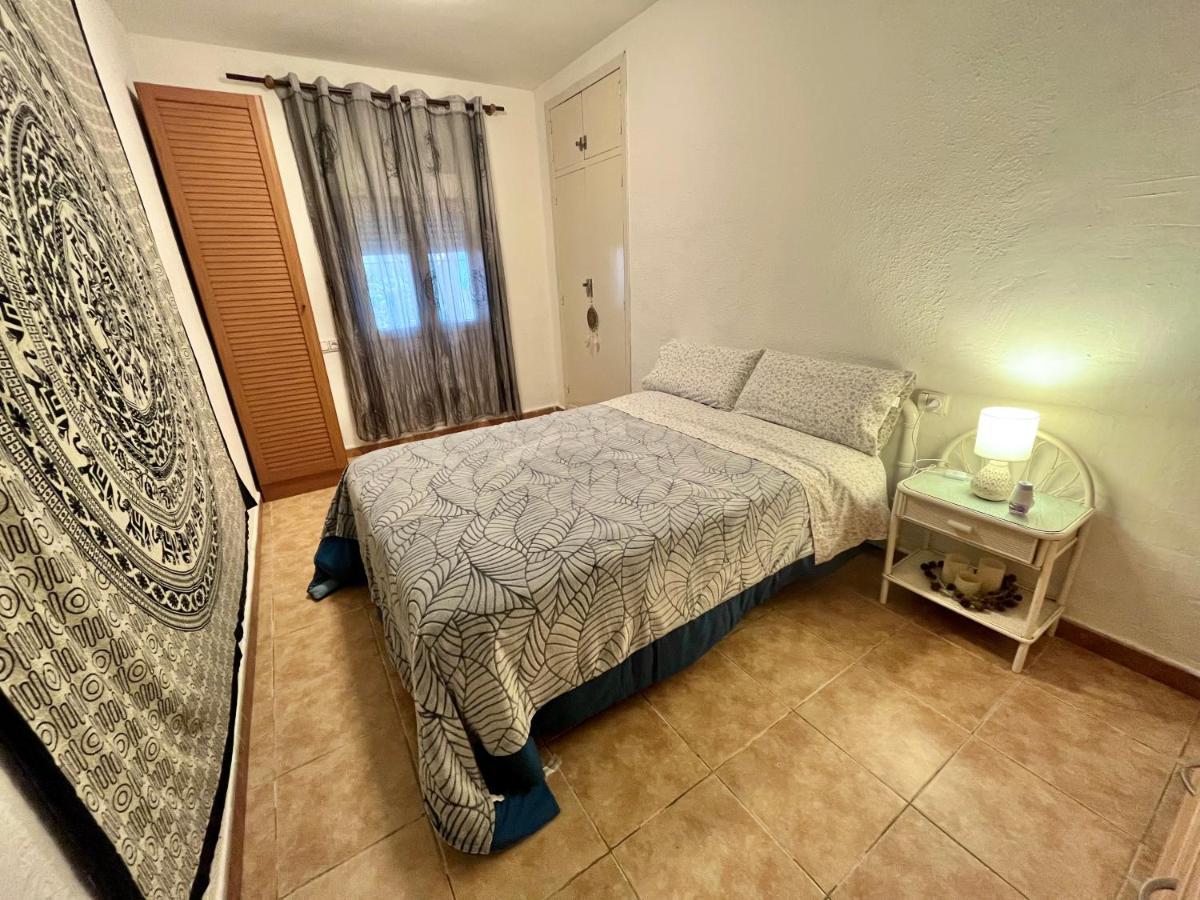 Estudio Adosado Acogedor Con Jardin, Barbacoa Y Parking Privado Alicante Exterior foto